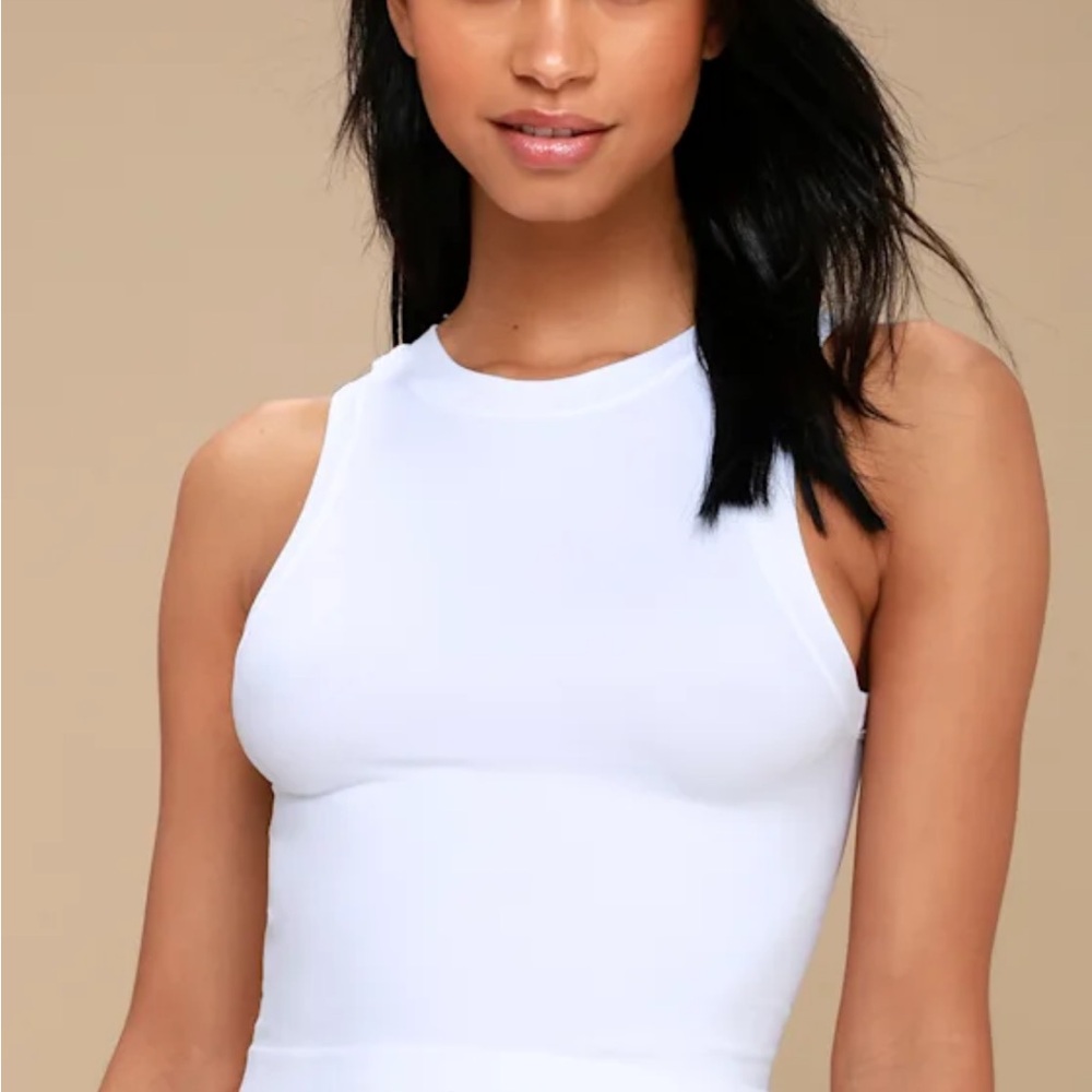 Women's White Sleeveless Top